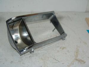 CORNICE FARO FANALE ANTERIORE DESTRO DX AUTOBIANCHI A 111 (E301)